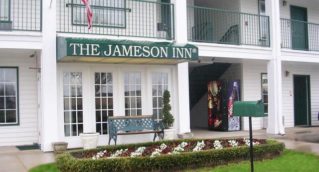 فندق جيمسون إن بيري المظهر الخارجي الصورة